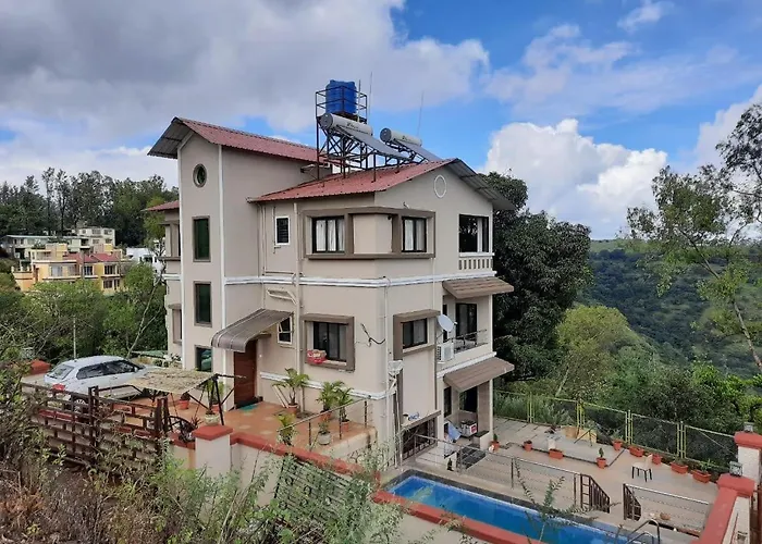 Hogwarts 3Bhk Private Pool Villa Mahabaleshwar